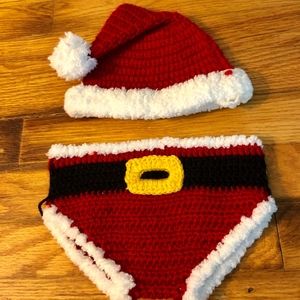 Crochet Santa hat and diaper cover 0-6 mo